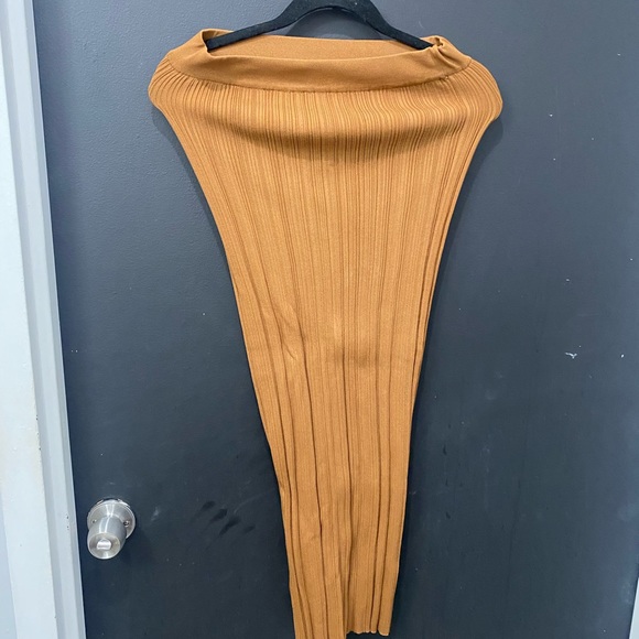 Zara Brown knit midi skirt set - Picture 4 of 5